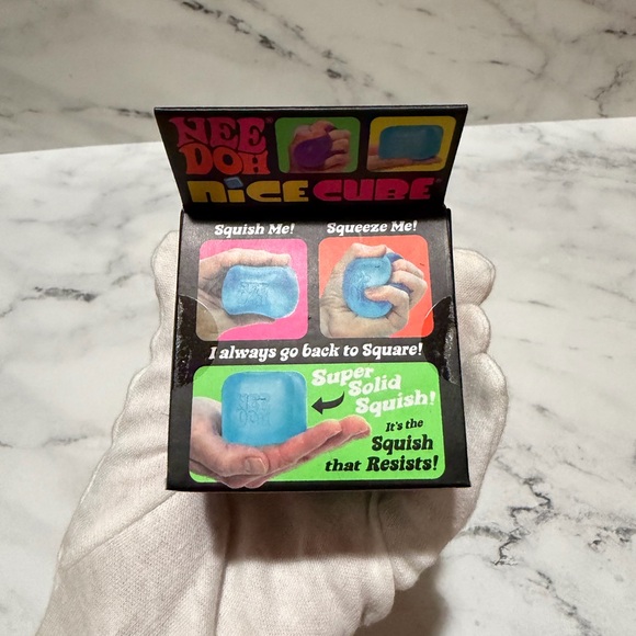 NeeDoh Nice Cube PURPLE - Picture 2 of 6